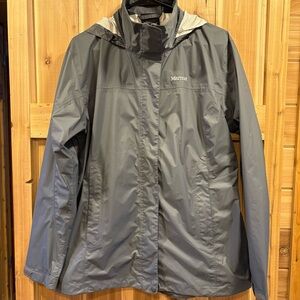 Marmot Women’s Grey Raincoat-XL